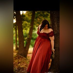 Prom dress worn once for a few hours. Clean and no stains. Like new !